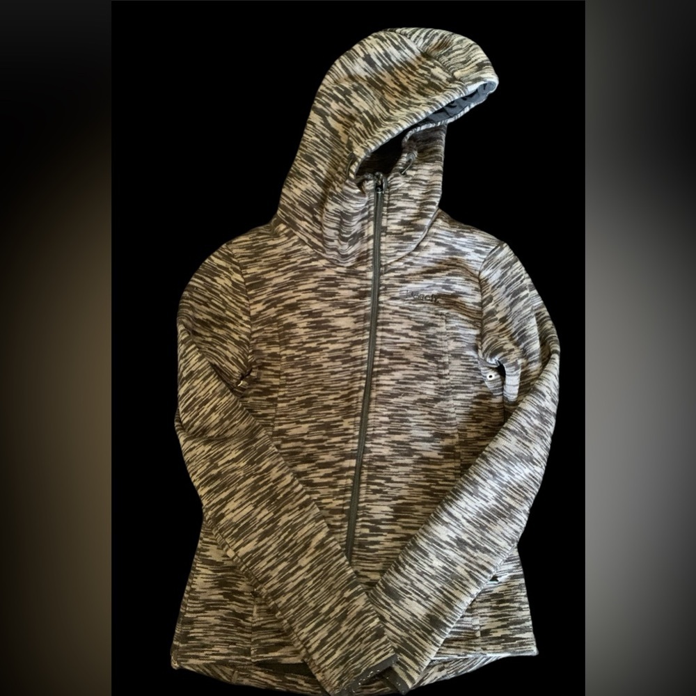 4/$20 Size small Bench light jacket/sweater AS IS